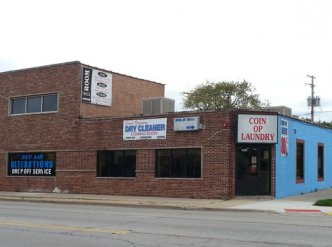 Laundromat w Real Estate Main Image #1