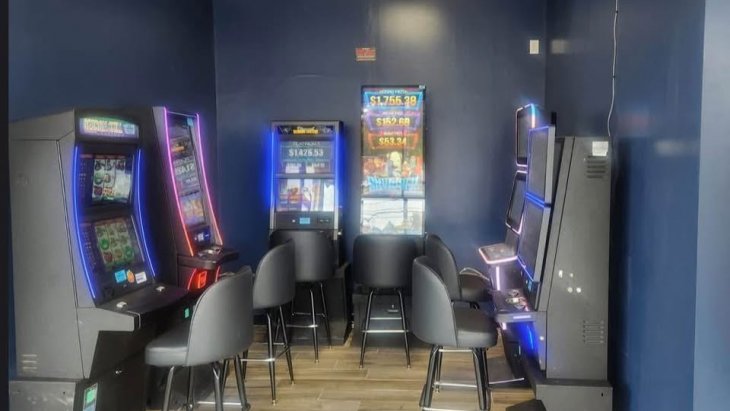 Newly Built $1.5M Laundromat – Multiple Revenue Streams, Huge Upside Main Image #3